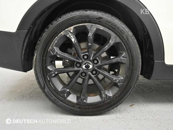 KG Mobility (Ssangyong) Tivoli Air Gasoline 2WD RX 6