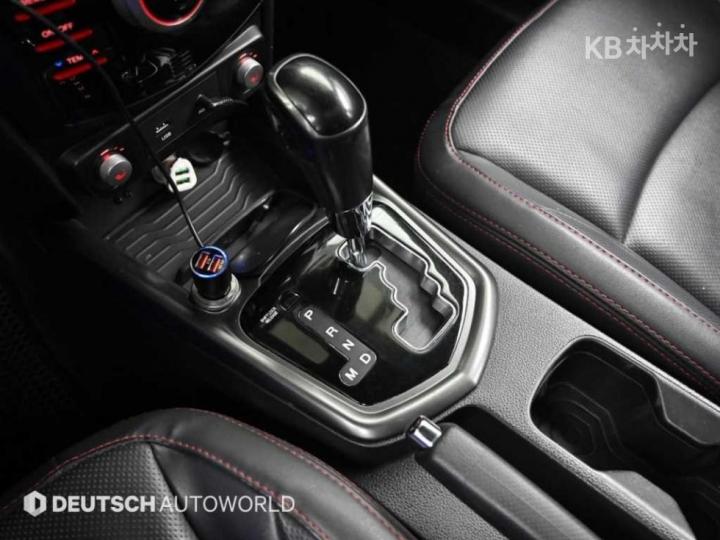 KG Mobility (Ssangyong) Tivoli Air Gasoline 2WD RX 10