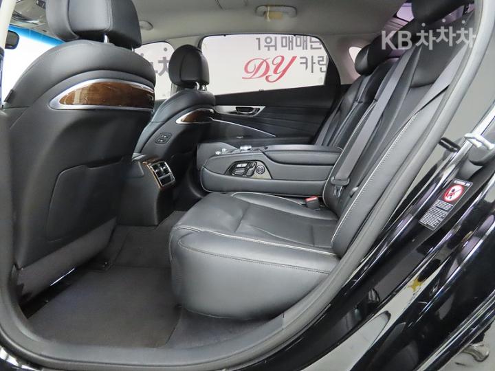 Kia K9 The 3.3 T-GDI AWD Masters Ⅱ 7