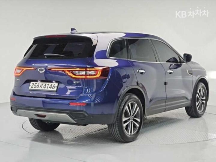 Renault QM6 2.0 LPe 2WD LE 5