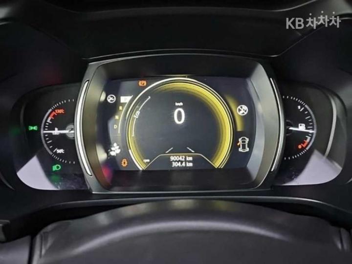 Renault QM6 2.0 LPe 2WD LE 7