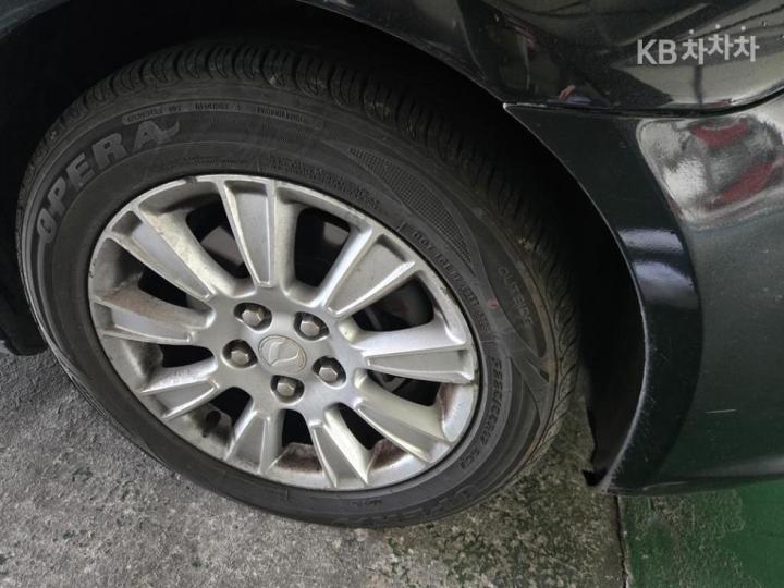 Chevrolet Alpheon CL240 Premium 4