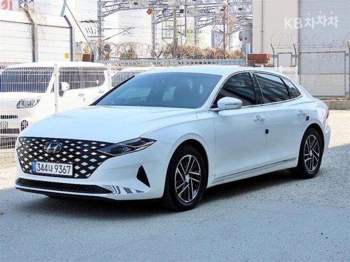 Hyundai Grandeur LPi 3.0 Premium Type VIP Package 3