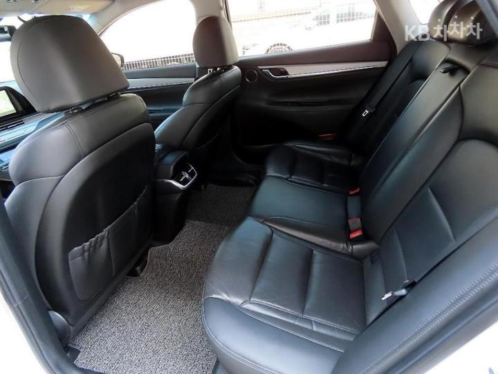 Hyundai Grandeur LPi 3.0 Premium Type VIP Package 7