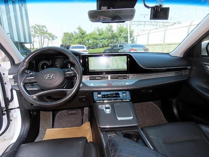Hyundai Grandeur LPi 3.0 Premium Type VIP Package 8