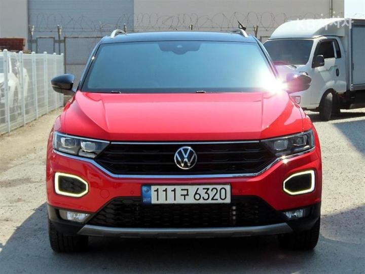Volkswagen T-Roc 2.0 TDI Premium 2