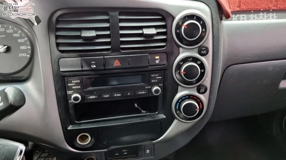 2017 - kia bongo iii