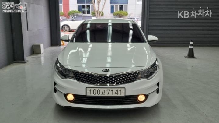 Kia K5 2.0 LPI MX Luxury 4