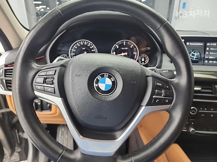 BMW X6 F16 xDrive 30d Base Type 10