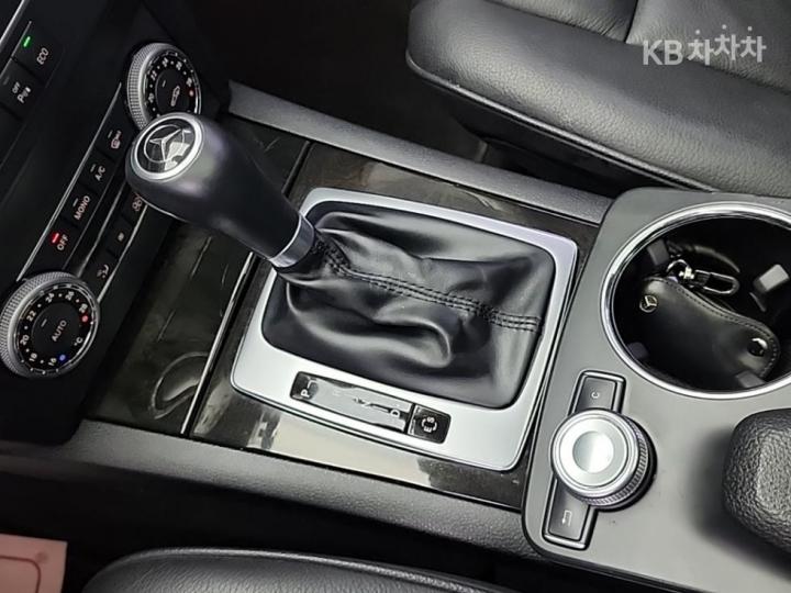 Mercedes-Benz GLK-Class GLK220 CDI4 Matic Premium 9