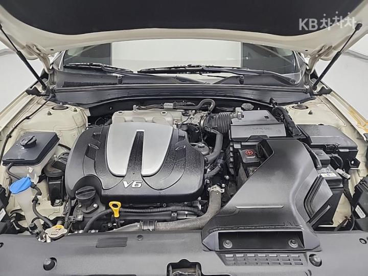 Kia K7 Premier 3.0 LPi Noblesse 6