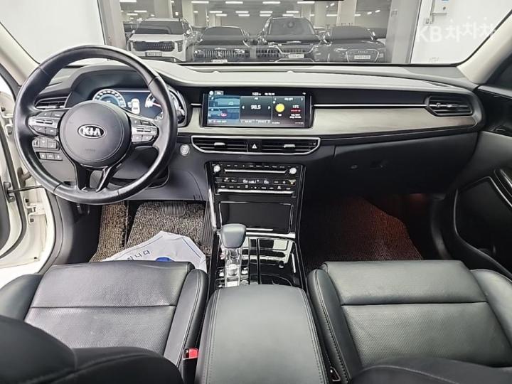 Kia K7 Premier 3.0 LPi Noblesse 8