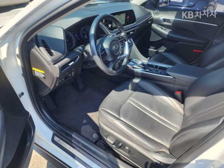 Hyundai Sonata DN8 2.0 LPG Smart 8