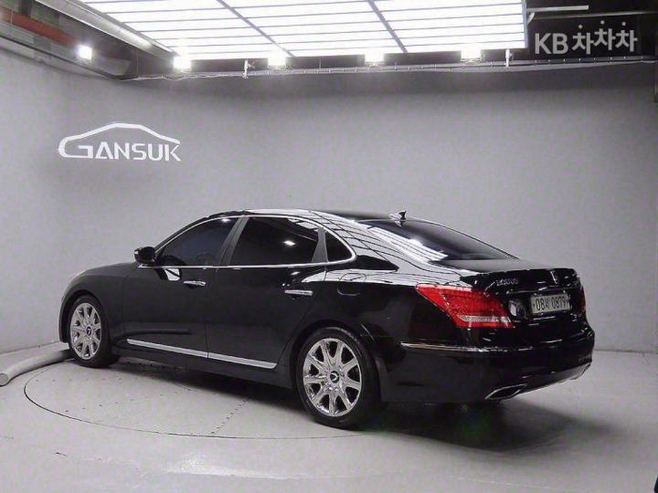 Hyundai Equus New VS500 Prestige 4