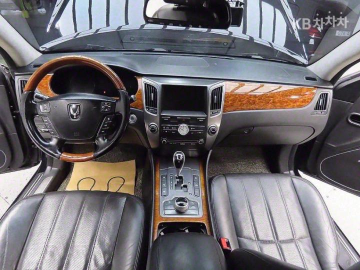 Hyundai Equus New VS500 Prestige 9