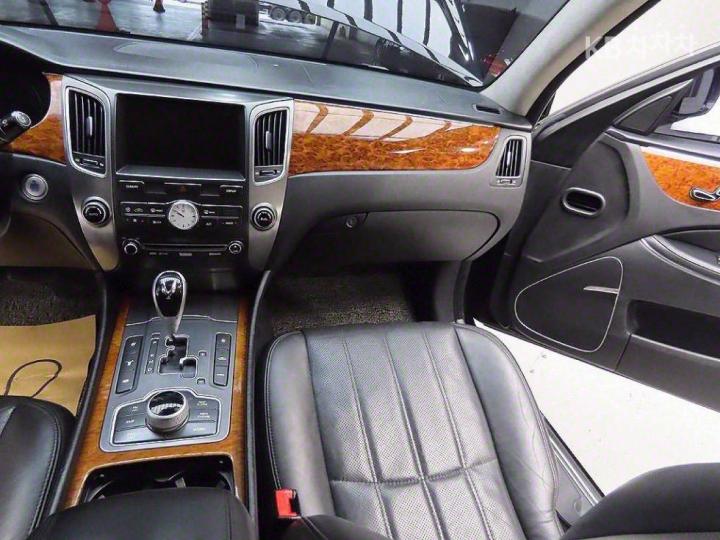 Hyundai Equus New VS500 Prestige 10