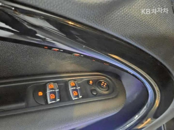 Mini Countryman D ALL4 2.0 Base Type 7