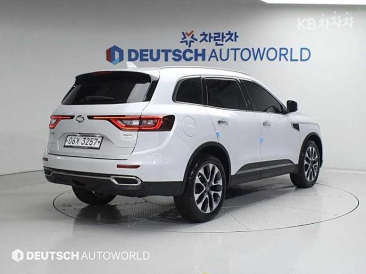 Renault QM6 2.0 2WD RE Signature 3