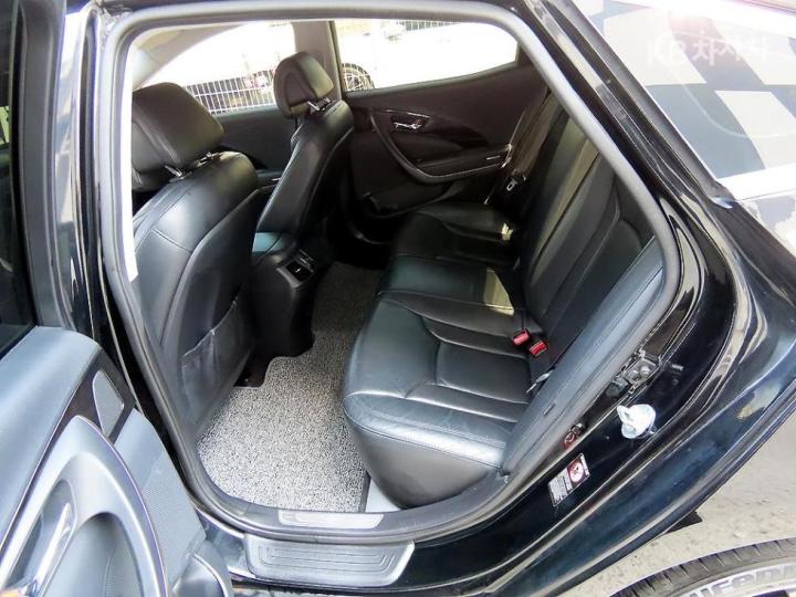 Hyundai Grandeur HG HG220 Diesel Modern 6