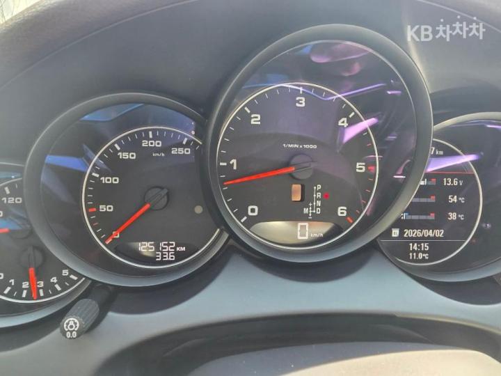 Porsche Cayenne New 958 3.0 Diesel Platinum Edition 8