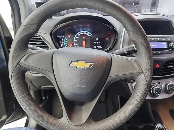Chevrolet Spark The Next LS Base Type 10