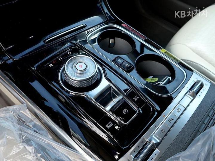 Kia Carnival High Limousine G3.5 GDI Signature 8