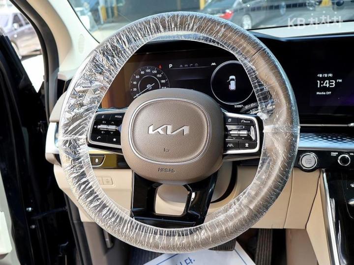Kia Carnival High Limousine G3.5 GDI Signature 9