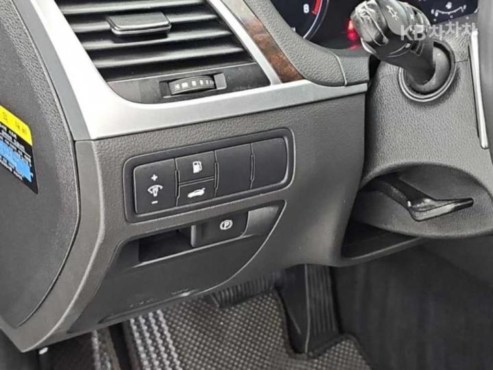 Hyundai Genesis DH G330 Modern 9