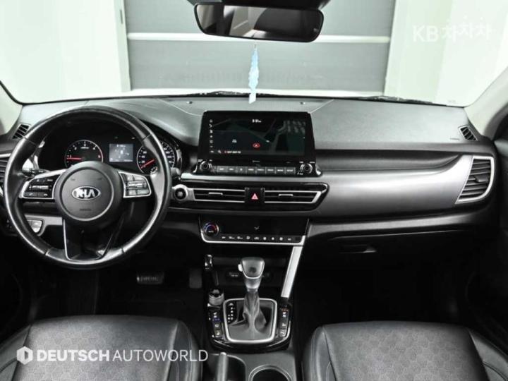 Kia Seltos 1.6 Diesel 2WD Prestige 8