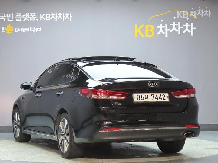 Kia K5 — miniaturë 4