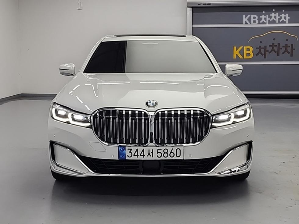 2021 BMW BMW 7 (G11) photo