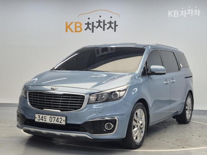 Kia Carnival 3.3 Gasoline Limousine President 2