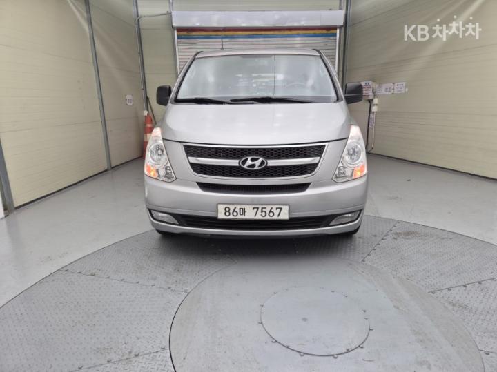 Kia Carnival 2.2 Diesel Prestige