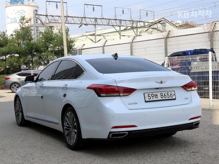 Hyundai Genesis DH G330 Modern 4