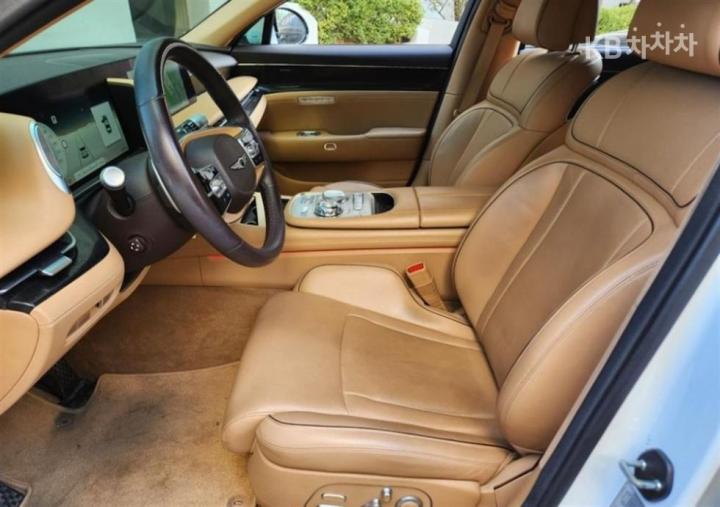 Genesis G90 RS4 3.5T AWD Base Type 7