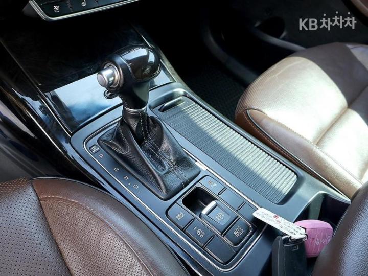 Kia Sorento Diesel 2.0 2WD Noblesse Special 8