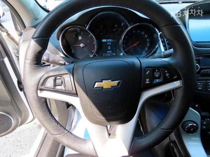 Chevrolet Cruze 2.0 LTZ+ Base Type 9
