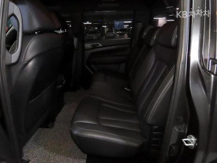 KG Mobility (Ssangyong) Rexton Sport Khan 2.2 4WD Prestige 8
