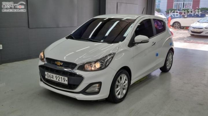 Chevrolet Spark Premier Base Type
