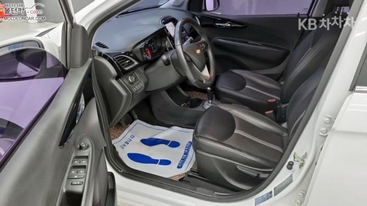 Chevrolet Spark Premier Base Type 10