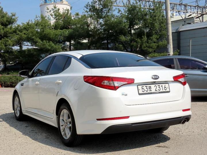 Kia K5 2.0 LPI Prestige 4