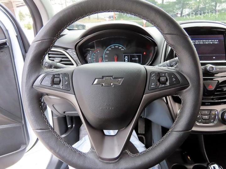 Chevrolet Spark Premier Base Type 9