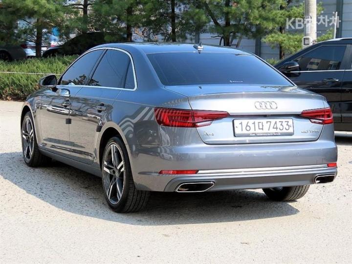 Audi A4 B9 40 TFSI Premium 4