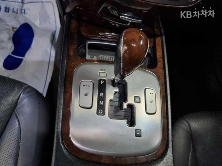 Hyundai Genesis BH330 GRAND Base Type 7