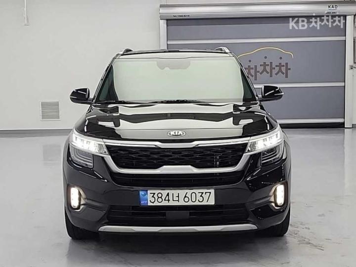 Kia Seltos 1.6 Gasoline Turbo 4WD Signature 3