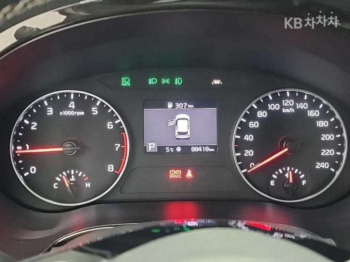 Kia Seltos 1.6 Gasoline Turbo 4WD Signature 7