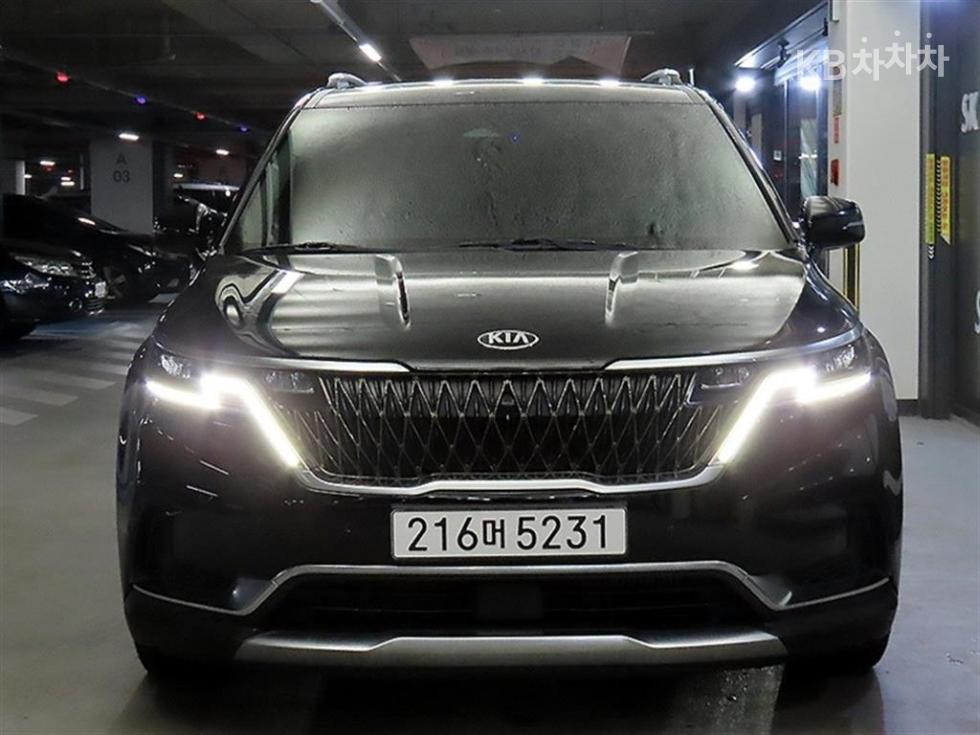 2021 - kia carnival