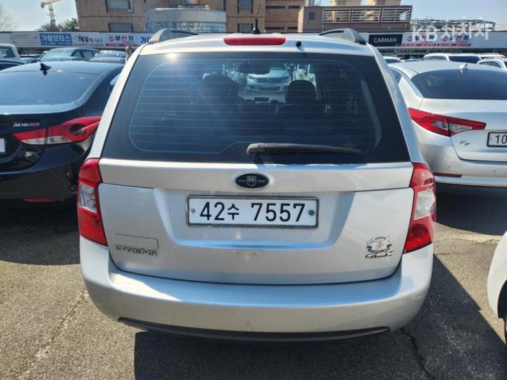 Kia Carens New 2.0 LPI GLX Premium Type 5