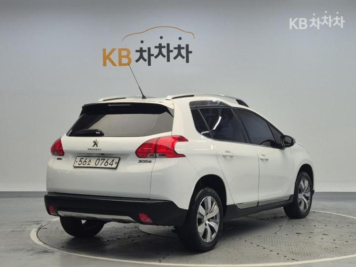 Peugeot 2008 1.6 BlueHDi Pellin 4