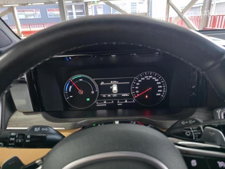 Kia Sorento Hybrid 1.6 HEV 4WD Prestige 9